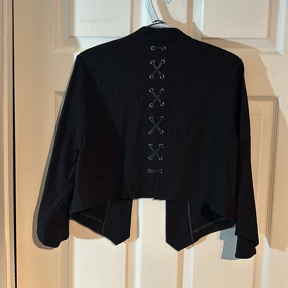 NWT Ladies size 14 “Bolero” style Jacket by Michel Studio - Picture 3 of 12